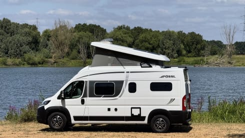 Van Voyage – Gloednieuwe Possl 2Win R met hefdak(2026) compacte luxe met grote badkamer