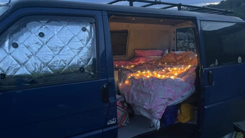Mr Blue Sky  –  Volkswagen Campervan von 1997