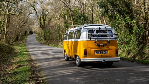 Betsy – 1979 VW T2 Bay Campervan Betsy!