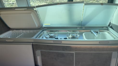 Gigha (Gee-ah) – Volkswagen Campervan mit 4 Schlafplätzen ab 2024