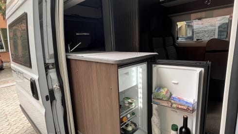 Ranger – New possl summit, bus camper of the year, with skyroof!