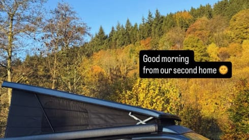 Nuggie – Fourgon aménagé Ford Nugget '25 bien conçu avec 4 couchages confortables