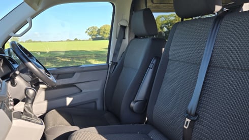 Wanderlust Wagon – *New* Ultimate Comfort 2021 Auto 4 Berth VW T6 Campervan with Heating