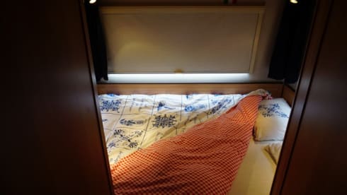 Tricolore – Luxe camper met airco voor gezin met (grote) kinderen