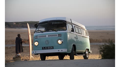 Pip – Vintage VW Campervan 'Pip'