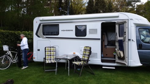 Niki – Weinsberg Cara Suite 700 ME