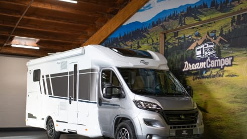 Luxury 4p Carado T447 from 2023