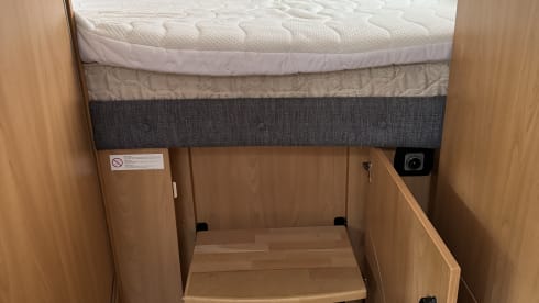 easy –  fantastic complete Bürstner semi-integrated.