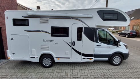 Benimar Sport – Super practical 5 person family camper