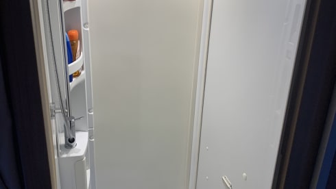 Hymer – Recent well equipped integral mobile home