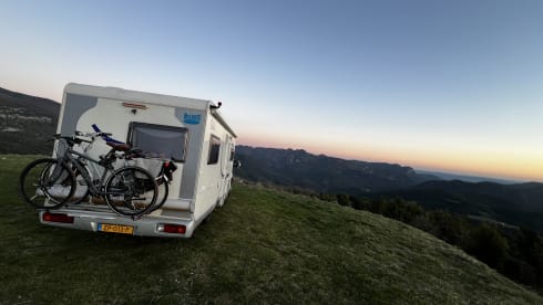 Louis – 4p McLouis semi-integrated uit 2007