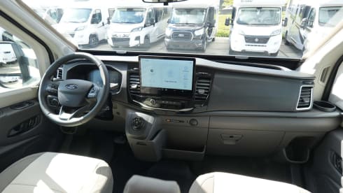 4p Ford semi-integrated from 2025