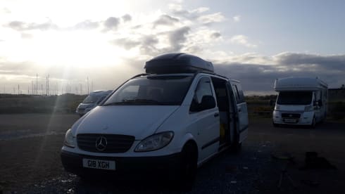 Danny de Vito – 2 berth Mercedes Vito Campervan 