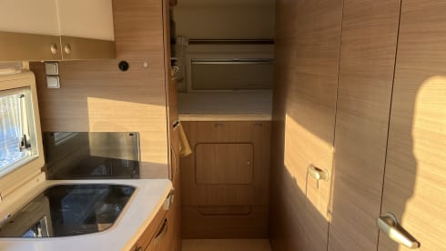 4p Adria Mobil integrated uit 2008