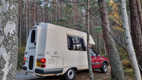 Eliza – Retro Romahome available for adventures