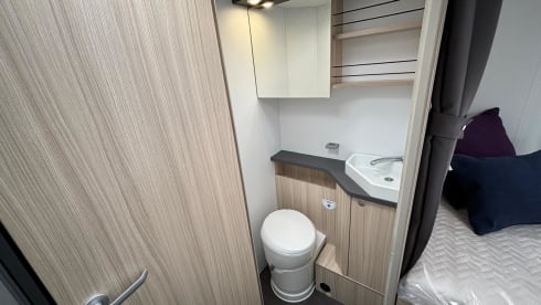 A75 SL – Wohnmobil SunLiving A75 SL Alkoven #Familienurlaub