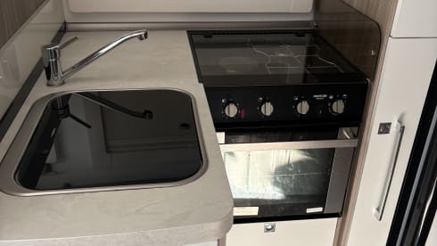 Tess – Benimar-Halbintegration mit 4 Liegeplätzen ab 2024