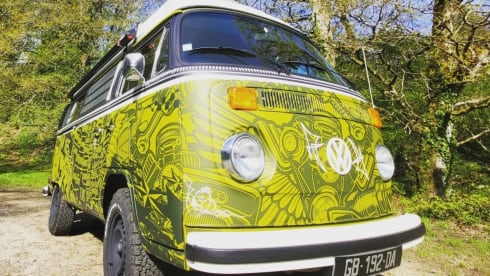 ELVIS  – Vintage Trip, westfalia combi