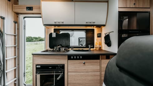 H15 – FIAT SUNLIGHT A68 - 6 bERTH 