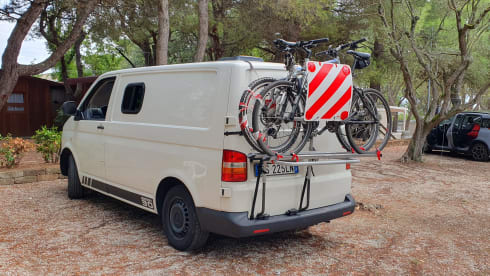 Bornfree  – Bornfree, adventure camper van