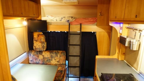 Tricolore – Luxe camper met airco voor gezin met (grote) kinderen