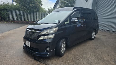 Ebony – 4 berth Toyota campervan from 2009