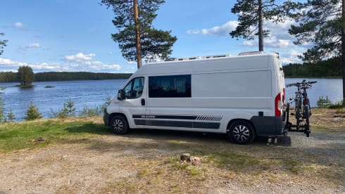 Casa Mobiel – Spacious off-grid Fiat Ducato bus camper - beautifully built in