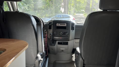 Cozy 2p Mercedes-Benz bus from 2008