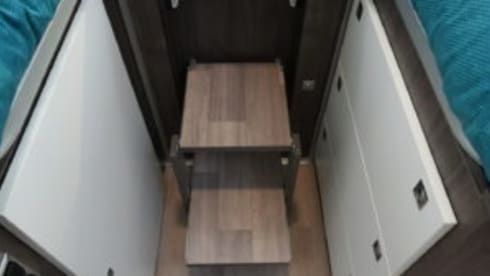 Nieuwe Benimar Cocoon 463 Black edition 
