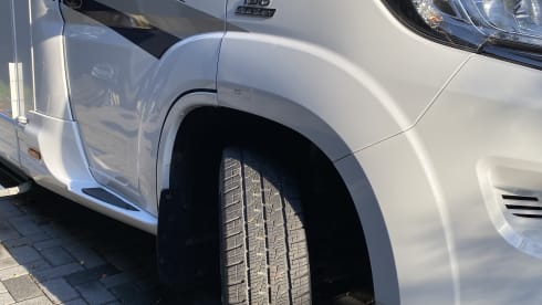 Beauty  – 2p Knaus semi-integrated uit 2026