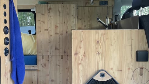 Aster – 4p Volkswagen campervan from 2024