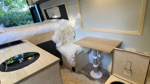 Samz – 2p Mercedes-Benz bus from 2019