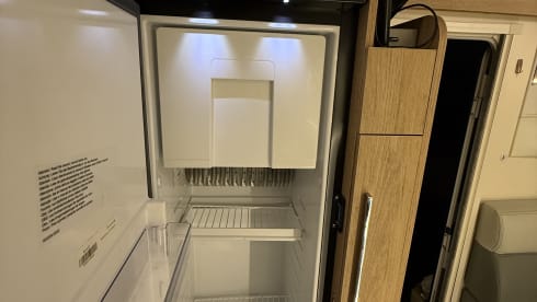Pegaso  – Schitterende camper (klasse A) - 4 slaapplaatsen - 5 veiligheidsgordels, Pegaso 740 
