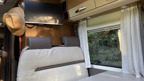 Beauty  – 2p Knaus semi-integrated uit 2026