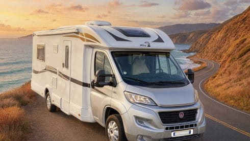 Nova – Nova - Luxury Camper - Spacious inside, compact outside!