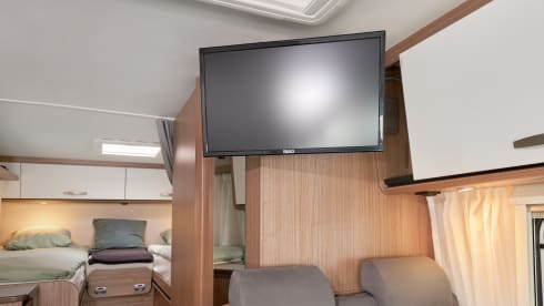Carado T339 – ULTIMATE FREEDOM! Luxurious and complete camper with Queensbed and Luxurious interior