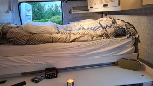 Piebe – Peugeot Bus camper, complete house on wheels