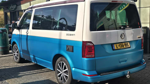 VW California – 2021 4-person Volkswagen campervan