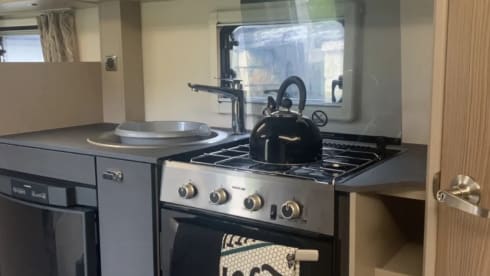Swift Edge 464 XTW – Up to 4 berth Swift Edge XTW