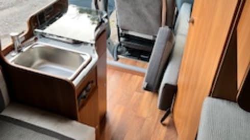 Sunset Adventurer – 2 berth Ford Transit campervan