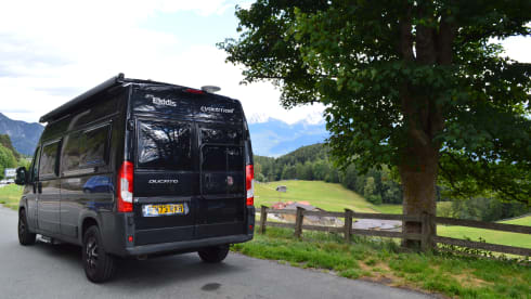 Ebbw Campervan – Autobus 4 couchettes (autre modèle à partir de 2023)