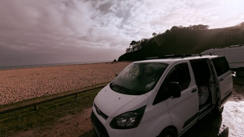 Worfy – Camper met 2 slaapplaatsen (6 met luifel) voor leuke avonturen. 