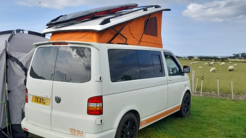 Bella – Hire Bella our lovely vw campervan