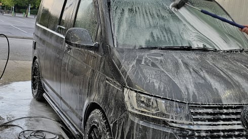 Indy  – VW Transporter Campervan 2021 - 4 Berth