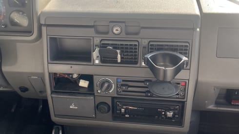 Meet Bennie! – Spacious & Cozy Iveco Camper