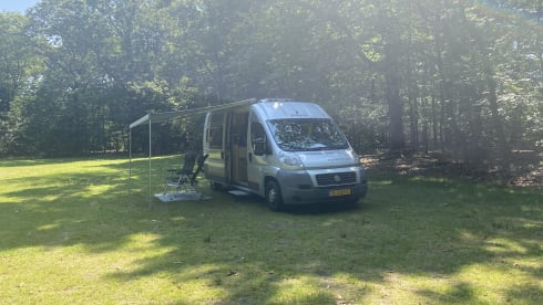 Lovely 2p Dethleffs bus with 160 hp