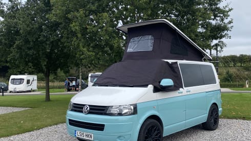 Daisy Dub – Stunning T5 Campervan conversion- Daisy 