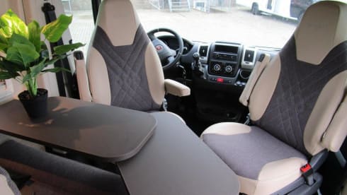 Bürstner – 4p Bürstner campervan uit 2020