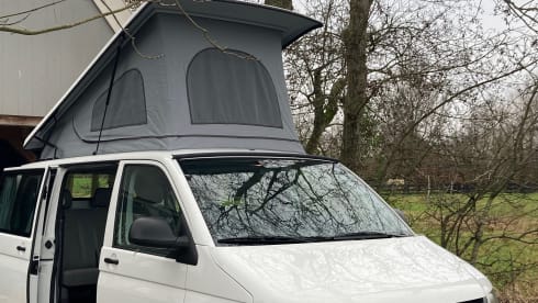 floortjes – vw T5 camper van only for friends and family