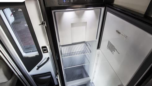 Kronos 265TL – Roller Team Kronos 265TL 4-seater semi-integrated camper - 6.45 m.